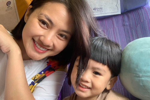 Hậu ly hôn Thanh Bình, Ngọc Lan bất ngờ thú nhận là bà mẹ chăm con rất dở nhưng nhìn cậu bé ai cũng khen ngợi