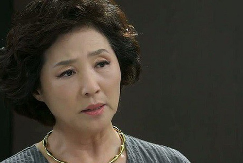 Đã định ngày cưới nhưng vẫn bị mẹ chồng tương lai quyết liệt hủy hôn, hỏi ra lý do thì ai cũng ngỡ ngàng