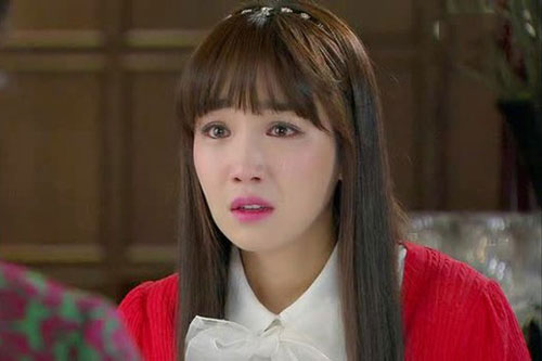 Đến thăm con gái lấy được chồng giàu, mẹ đẻ cay mắt nhìn điều sốc