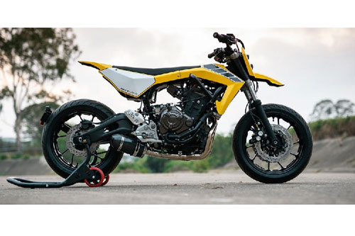 Yamaha MT-07 độ chiến binh Supermoto đầy phong cách
