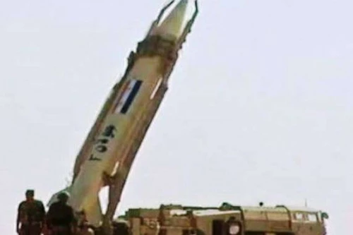 Tên lửa đạn đạo tầm ngắn R-17 Elbrus (Scud) của Quân đội chính phủ Syria. Ảnh: Al Masdar News.
