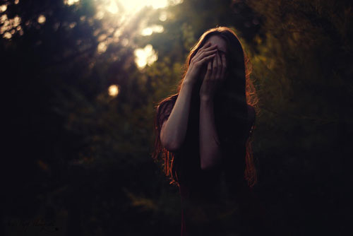 Phụ nữ cam chịu bao nhiêu năm chỉ để được khen ‘tận tụy và hy sinh’, có đáng không?