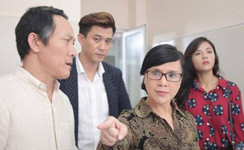 Mẹ chồng xúi con trai lập quỹ đen và sang tên sổ đỏ hòng "xoá tên" con dâu