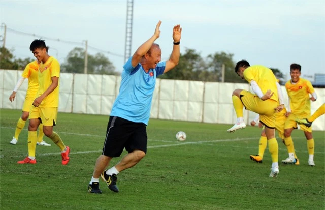 Hậu vệ Lê Ngọc Bảo tự tin U23 Việt Nam sẽ thi đấu tốt trước U23 UAE - Ảnh 10.