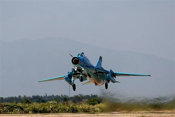 Su-25 thanh cong ruc ro o Trung Dong, xung dang thay the cho Su-22 Viet Nam-Hinh-2