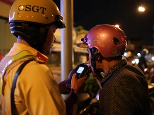 CLIP: Quán xá 'đứng ngồi không yên' vì khách nhậu giảm mạnh