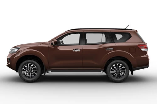 Nissan Terra.