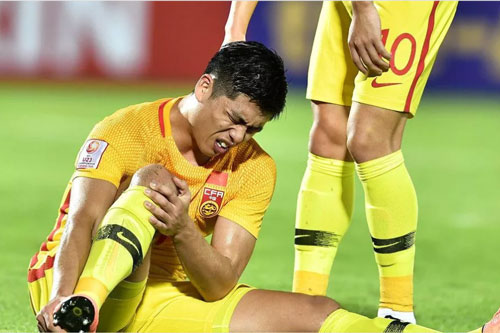 Cầu thủ đầu tiên nói lời chia tay VCK U23 Châu Á 2020 chỉ sau một trận đấu