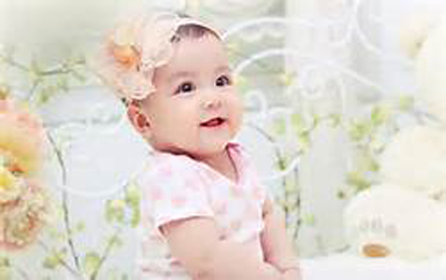 Gợi ý tên bé gái sinh năm 2020 ý nghĩa lại hợp Mệnh, lớn lên thành đạt, bố mẹ nhận phúc lộc trời cho