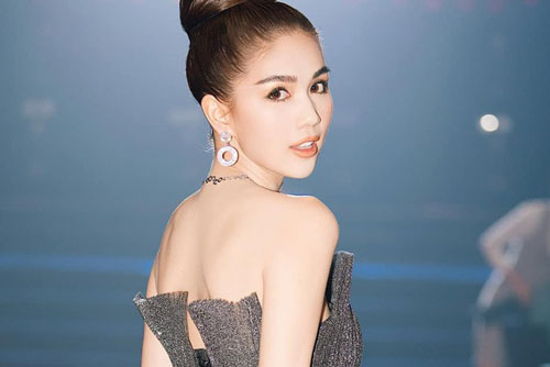 Đang rối bời trong thị phi, Ngọc Trinh lại ẩn ý nhớ thương trai trẻ