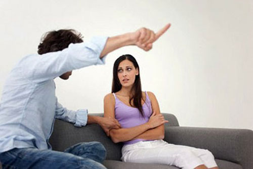 'Chiêu trò' của mẹ chồng khiến con dâu thành 'quái vật' trong mắt mọi người