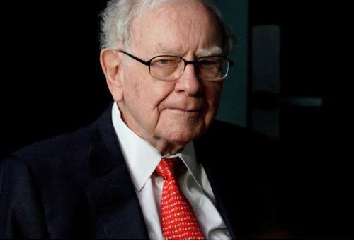 Tỷ phú Warren Buffett có quan điểm "nói không" với đấu giá cổ phần - Ảnh: Getty Images.