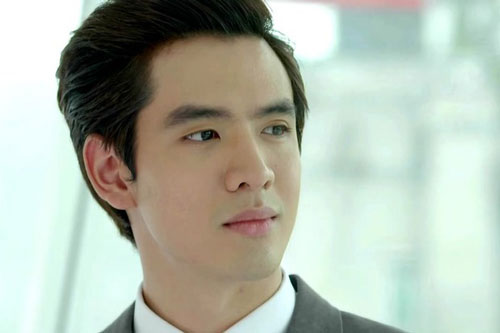 Nhận được hàng chục cuộc điện thoại từ số lạ, tôi sửng sốt biết được sự thật khi nghe được vợ thủ thỉ với cô bạn thân