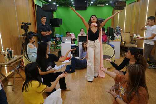 Dàn nghệ sĩ miền Nam tất bật tập luyện cho Táo Xuân Canh Tý 2020