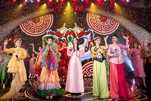 Phan Mạnh Quỳnh, Hồ Ngọc Hà, Tóc Tiên hội ngộ dàn Hoa hậu, Á hậu