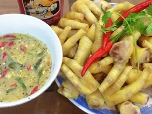 Luộc chân gà cứ cho thêm thứ này vào nồi, đảm bảo giòn sần sật- vàng ruộm gấp đôi, ngon hơn cả ngoài hàng