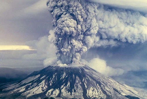 Trái Đất hiện có 1.500 núi lửa còn hoạt động.