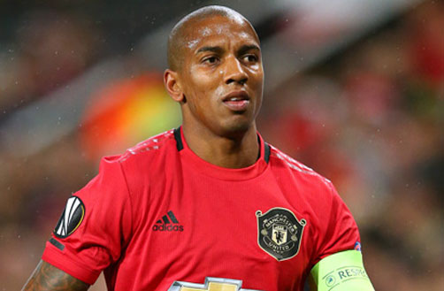 Young từ chối ra sân ở trận gặp Norwich để chuẩn bị gia nhập Inter