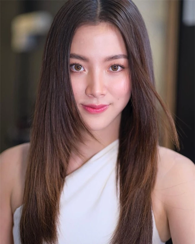 3 mỹ nhân 9X siêu hot đủ sức kế thừa danh xưng chị đại showbiz Thái: Yaya, Baifern hay nàng thơ của Sơn Tùng? - Ảnh 30.