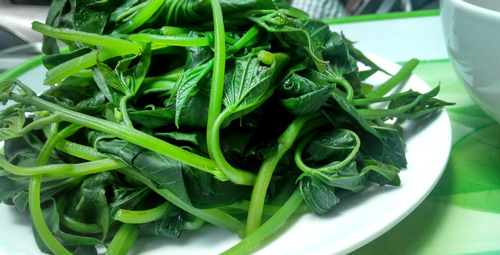 Sai lầm khi nấu rau củ 99% bà nội trợ mắc phải khiến cho rau mất ngon rước bệnh vào người