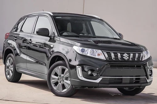 6. Suzuki Vitara (doanh số: 127.194 chiếc).