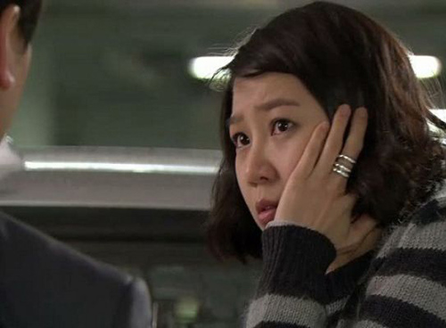 Chồng đuổi tôi ra khỏi nhà, còn bố mẹ đẻ cũng nhất quyết không cho tôi về chỉ vì một lần....