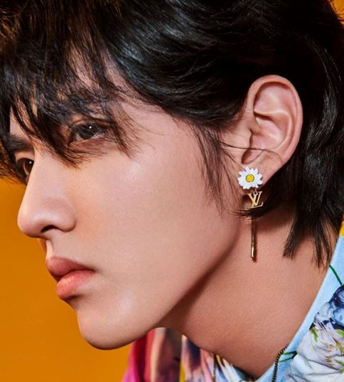 Ngất ngây với những hình ảnh mới nhất của Ngô Diệc Phàm, vẫn “đỉnh cao” như hồi còn trong nhóm EXO