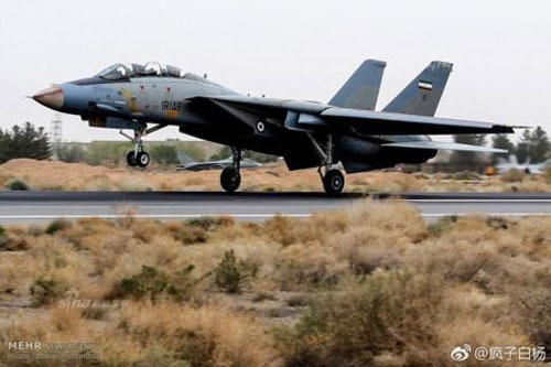 Iran hoàn thành nâng cấp F-14 với tên lửa Mach 5