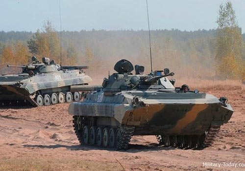 Mỹ và Israel không nên coi thường dàn 650 thiết giáp BMP-2 của Iran