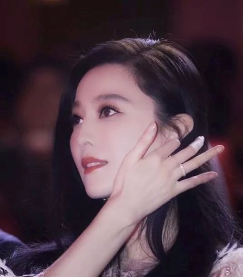 Xuất hiện sau scandal trốn thuế, Phạm Băng Băng vẫn đẹp như ngày nào