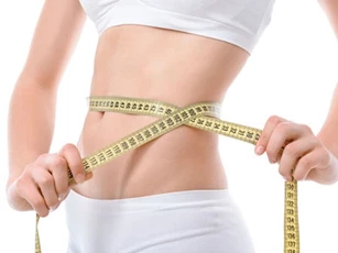 Thêm thứ này vào nước uống hàng ngày, bụng béo đến mấy cũng giảm vèo vèo