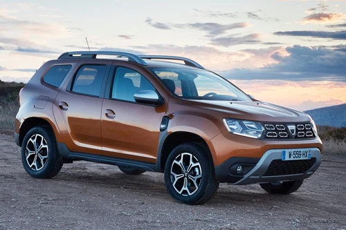 3. Dacia Duster (doanh số: 43.701 chiếc).