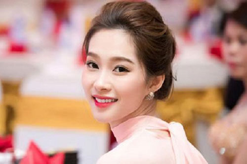 Đầu năm thấy khuôn mặt có những dấu hiệu này, chứng tỏ bạn được quý nhân phù trợ, may mắn phát tài