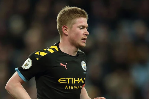 Tiền vệ trung tâm: Kevin de Bruyne (Man City).