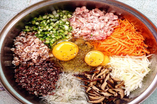 Bật mí 3 công thức làm nhân nem rán "bất bại": Không chảy nước, không ngán, không ai có thể chê vì quá ngon