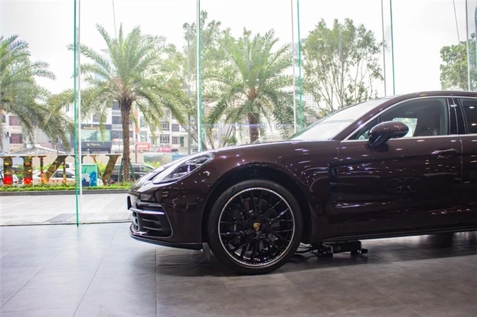 kham pha porsche panamera 4 sport turismo hon 6 ty tai viet nam hinh 5