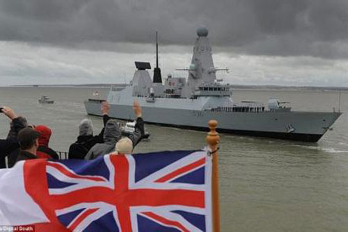 Báo Anh: HMS Defender không thể diệt hạm Iran