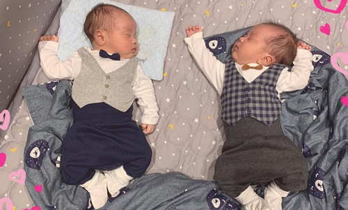 Vợ chồng MC Thành Trung tổ chức tiệc đầy tháng vô cùng hoành tráng cho hai con trai song sinh