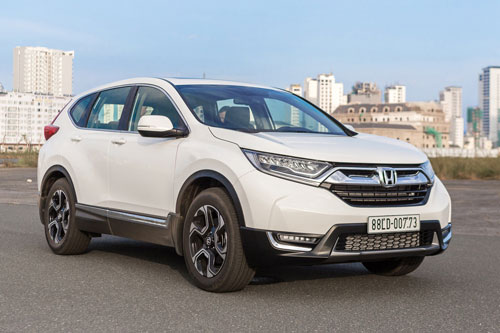 Honda CR-V giảm giá mạnh trước Tết Nguyên đán, cao nhất 70 triệu đồng