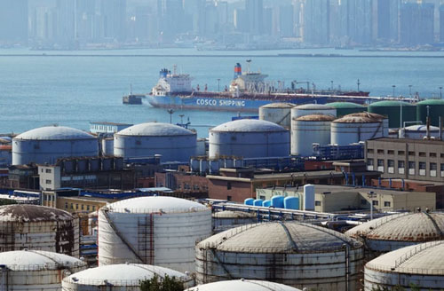 Mỹ dọa trừng phạt Trung Quốc nếu mua dầu của Iran