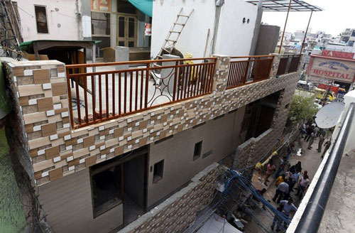 Gia đình Ấn Độ dọn đến ở ngôi nhà có 11 người tự tử