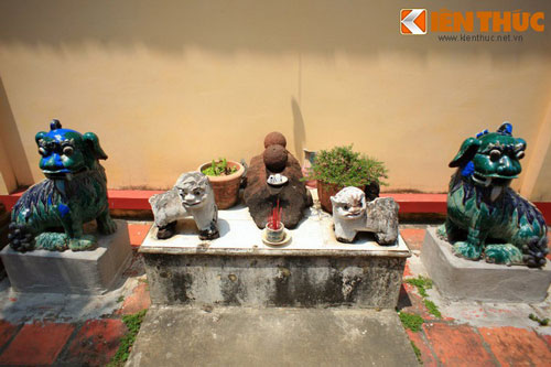 Lạ lùng ngôi miếu thờ súng đại bác nhà Nguyễn