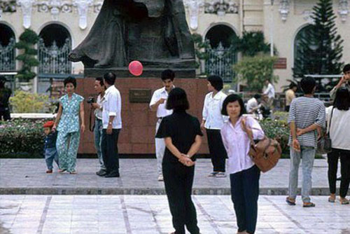 Kho ảnh khổng lồ về Việt Nam 1991-1993: Dấu ấn kiến trúc Sài Gòn