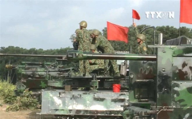 Không tin nổi: Việt Nam đã có 6 kiểu pháo tự hành bánh xích - Hình 4 Khong tin noi: Viet Nam da co 6 kieu phao tu hanh banh xich-Hinh-4