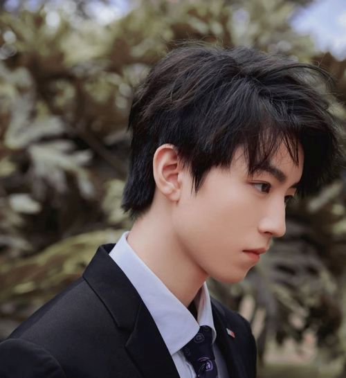 Liệu Vương Tuấn Khải (TFboys) có xứng đáng được xếp vào hàng “tứ tiểu thiên vương” của Cbiz?
