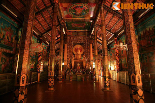 Chiêm ngưỡng kiệt tác chùa Khmer nghìn tuổi ở Nam Bộ