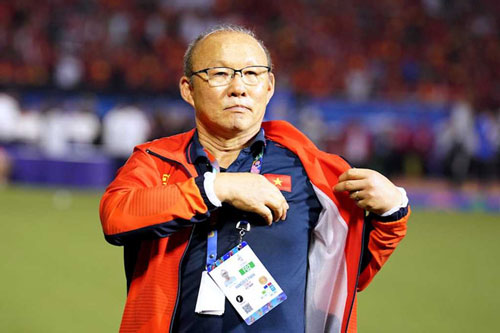 Những lần bị dồn vào thế chân tường của ông Park Hang Seo