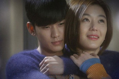 Gặp lại tình cũ sau 4 năm, em ghé sát vào tai nói câu khiến tôi trào nước mắt