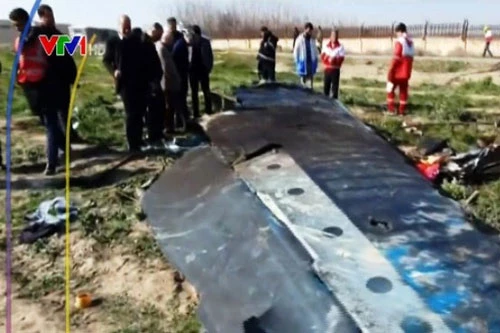Hiện trường vụ máy bay chở khách của Ukraine bị bắn nhầm.