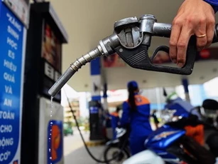 Kỳ điều hành đầu tiên năm 2020: Xăng, dầu cùng giảm giá